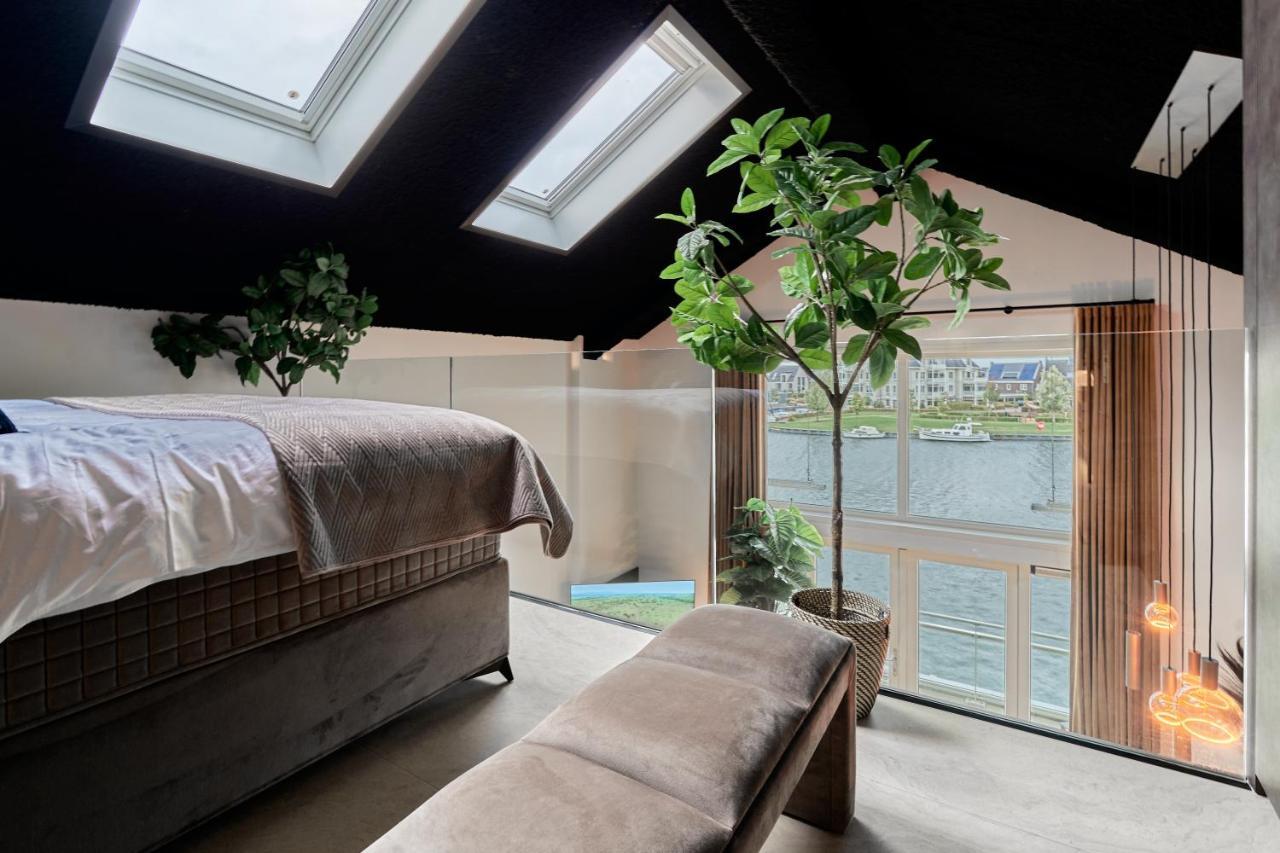 Nomad Water Lodge 哈尔德韦克 外观 照片